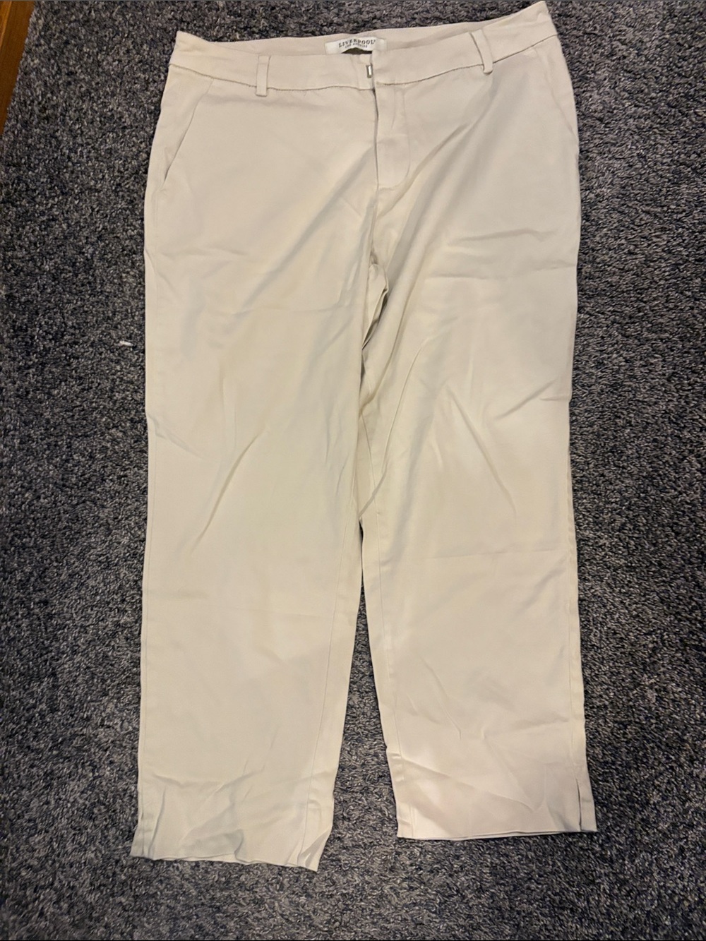 Liverpool Los Angeles
Kelsey Trouser With Side Slit - Roman Stone